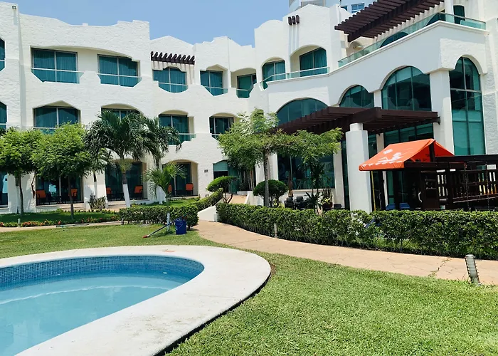Playa Caracol Hotel & Spa